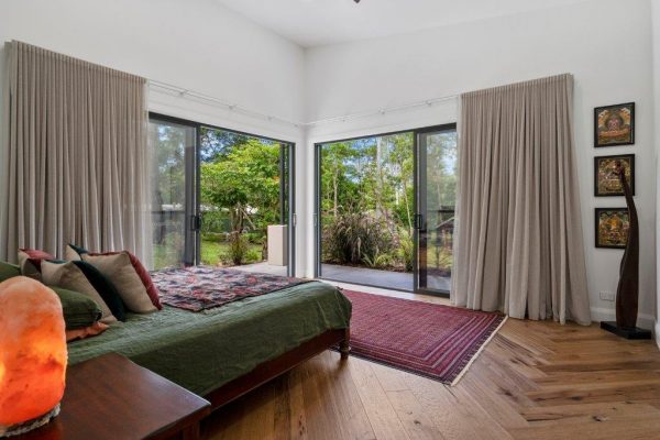 bedroom sheers with custom lining - Gold Coast sheers and curtains